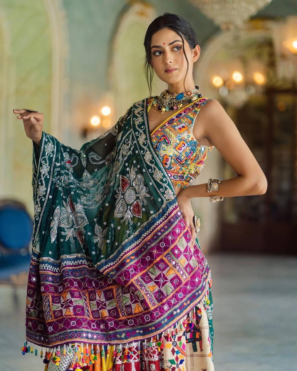 PRESENTING NEW DESIGNER PRINTED LAHENGA CHOLI