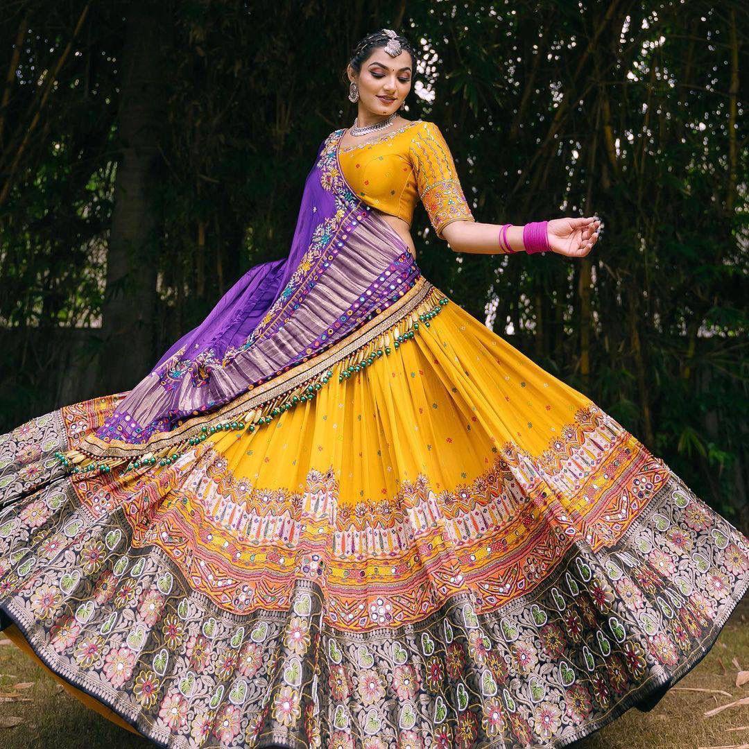 PRESENTING NEW DESIGNER PRINTED LAHENGA CHOLI