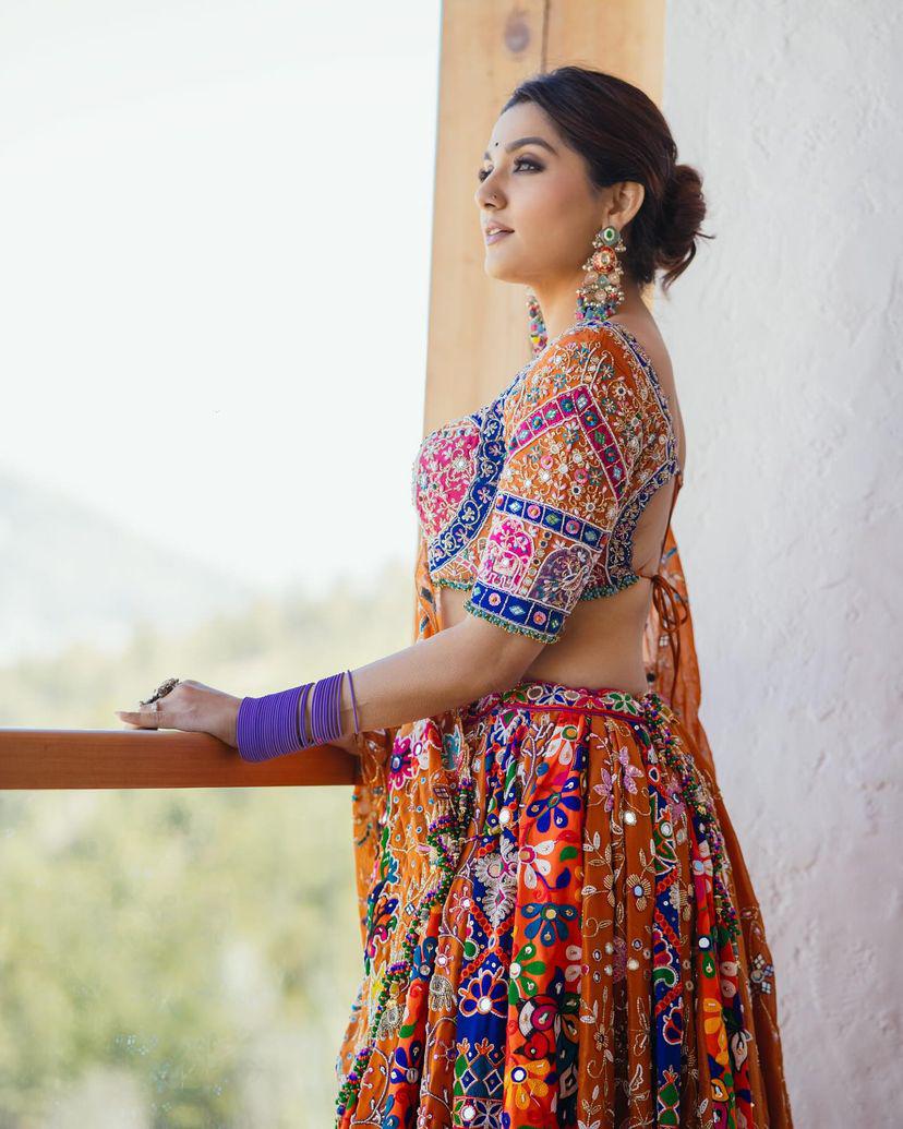 PRESENTING NEW DESIGNER PRINTED LAHENGA CHOLI